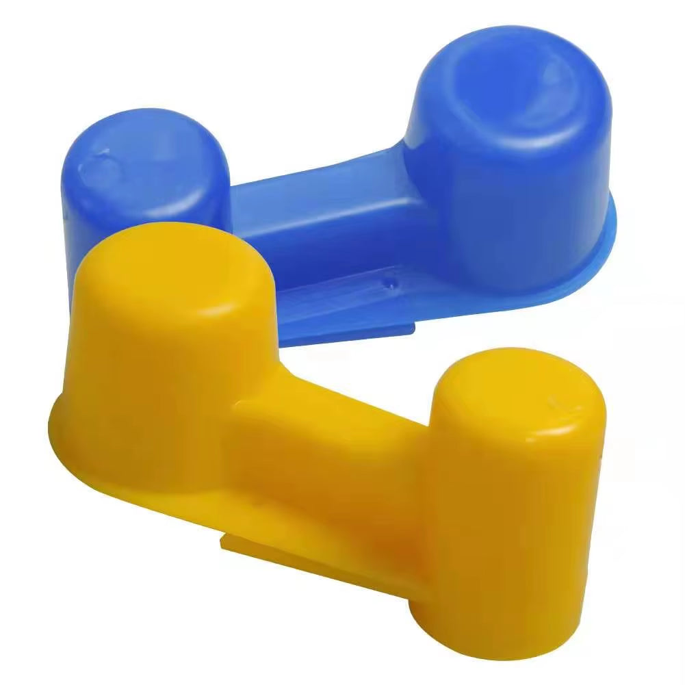 4 Pcs Plastic Birds Dove Drinker Bowl Quail Pigeon Portable Water Cups Bottle Bird Feeder Drinker Cup for Bird Feeder Tools